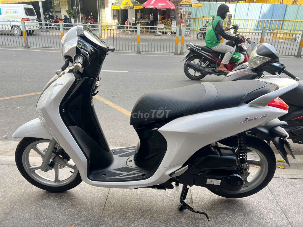 Yamaha janus 2018 mới 90% biển số thành phố. Mua bán Xe máy tại Quận Tân Phú Tp Hồ Chí Minh được đăng bởi Tuanduy hình 3