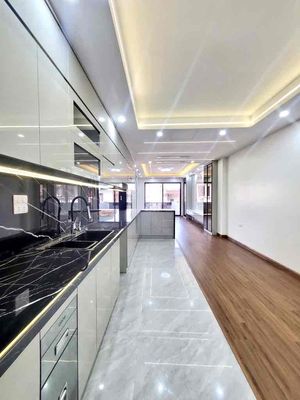 TAM TRINH - PHÂN LÔ OTO- VỈ HÈ 💥💥💥 61M-6 T. Mua bán văn phòng, mặt bằng kinh doanh tại Quận Hoàng Mai Hà Nội được đăng bởi Huyền Nga