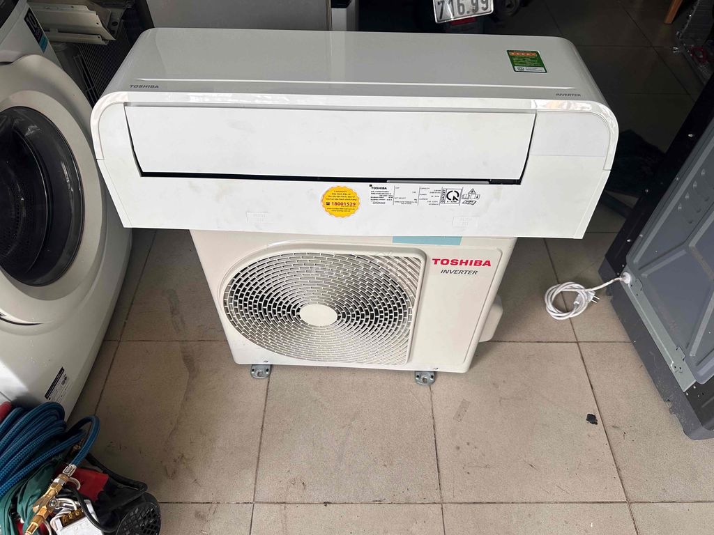 mây lạnh tossiba 1hp inveter mới 98%