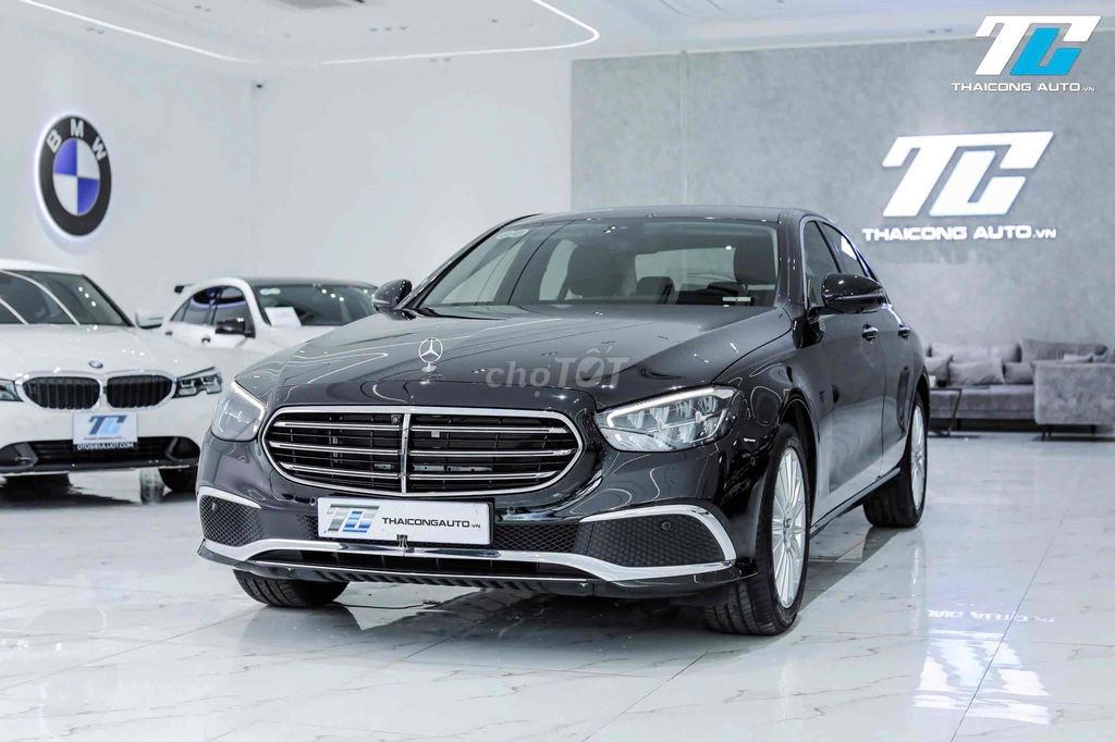 Mercedes E200 Exclusive model 2024 odo chỉ 1.000km