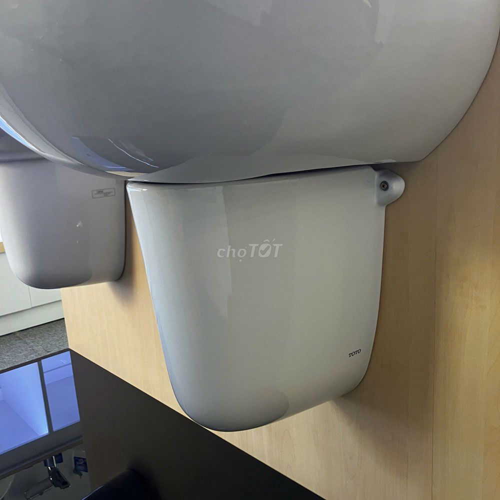 Chân chậu bồn rửa/lavabo TOTO L242HF Trắng 100%. Mua bán Thiết bị vệ sinh, nhà tắm tại Thành phố Thủ Đức Tp Hồ Chí Minh được đăng bởi Bảo hình 1