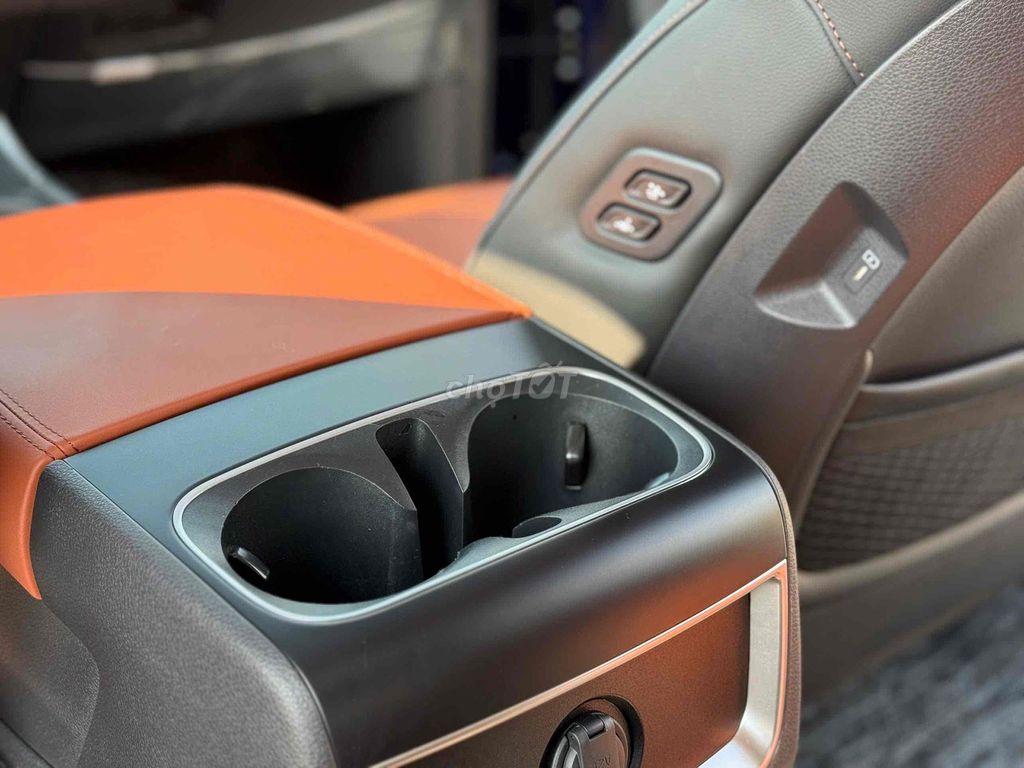 CẦN BÁN KIA CANIVAL 2.2D SINGNATURE MODEL 2025. Mua bán Ô tô tại Quận Bắc Từ Liêm Hà Nội được đăng bởi Mr PHÁT THÁI HÀ AUTO hình 17