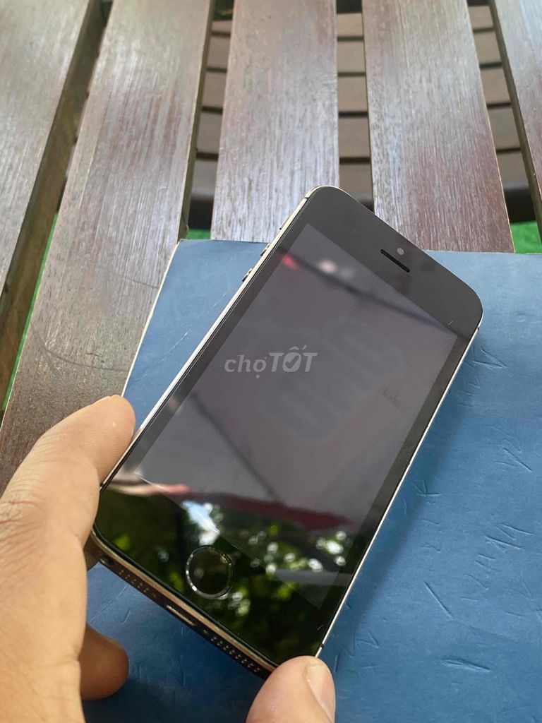 iPhone 5S 16GB/ Gray. Mua bán Điện thoại tại Quận Ninh Kiều Cần Thơ được đăng bởi Thành Lợi hình 1