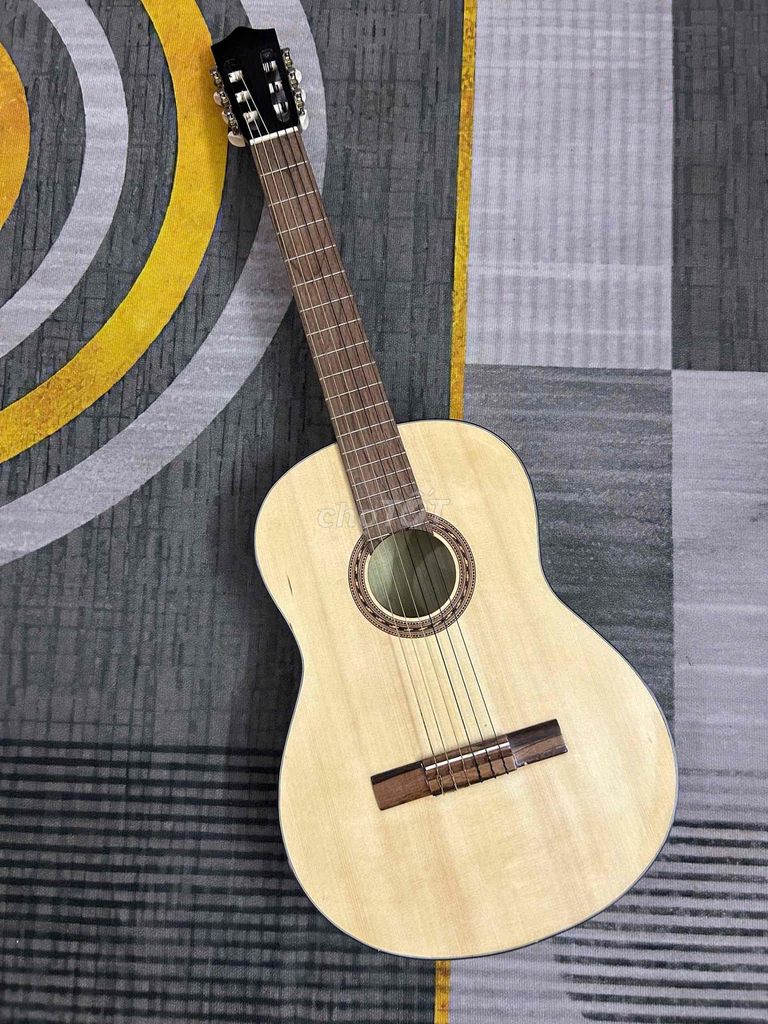 Đàn Guitar classic