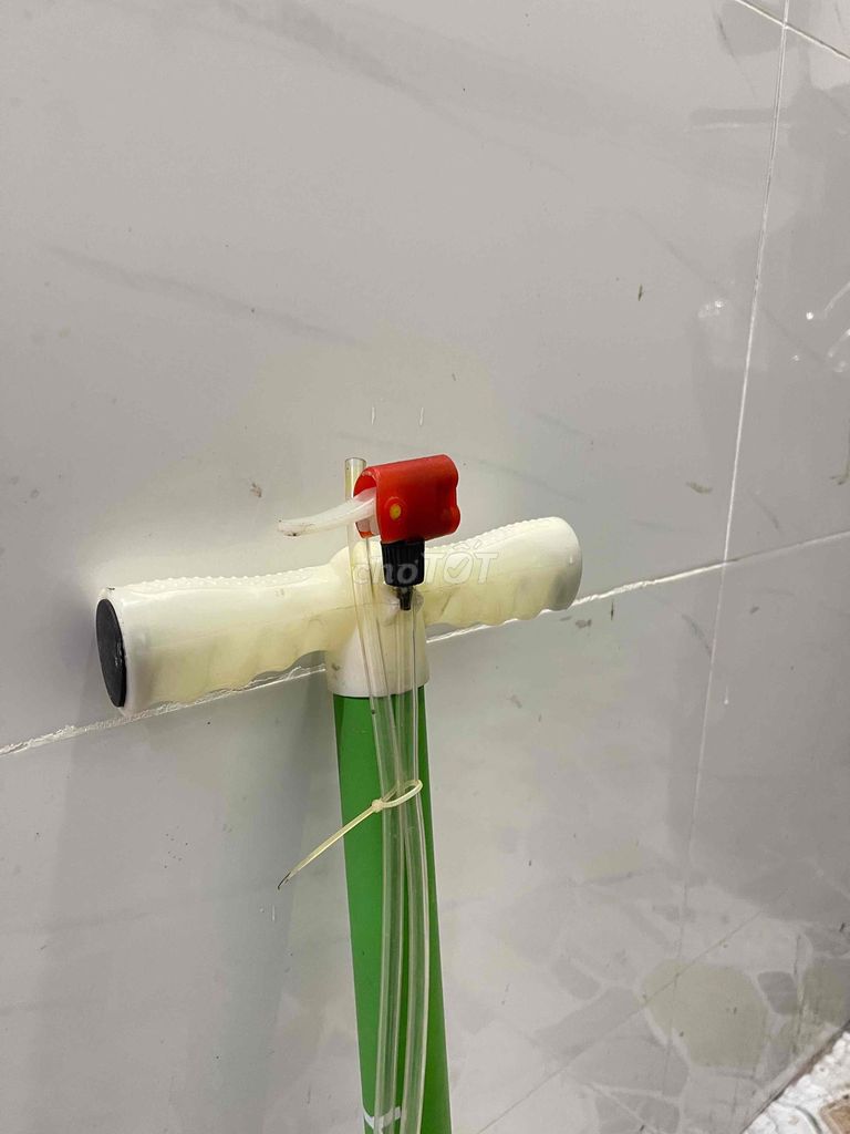 cần thanh lý bơm xe đạp YANG Nhựa Kim loại. Mua bán Phụ tùng xe tại Quận Tân Bình Tp Hồ Chí Minh được đăng bởi Thanh hình 3