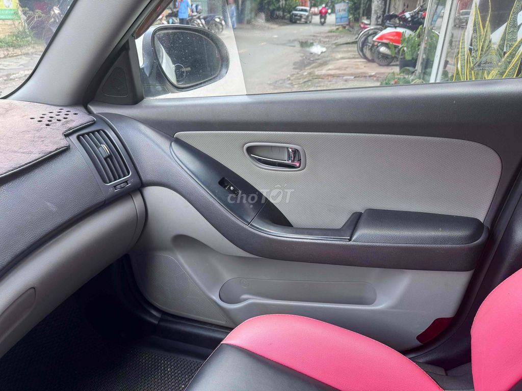 Hyundai Avante 2011 - 105000 km. Mua bán Ô tô tại Quận 12 Tp Hồ Chí Minh được đăng bởi Tân  hình 9