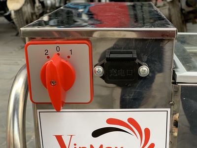Máy ép mía mini chạy bằng acquy Vinmax VMA400