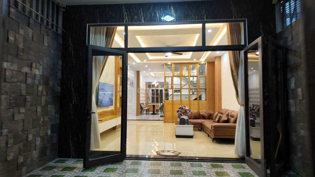 Аренда · 4 комн. · 90 м² · Quận Cẩm Lệ, ул. Đường Phan Triêm