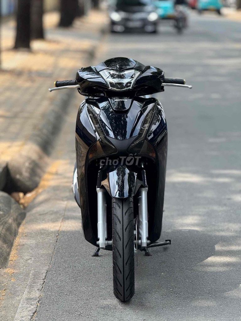 SH 125i 2018 LƯỚT ( GÓP BAO NỢ XẤU )