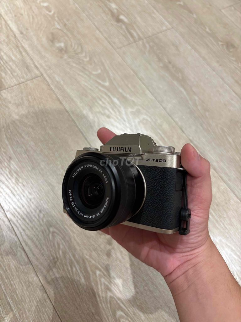 Máy ảnh Fujifilm X-T200 Vàng đồng kèm kit. Mua bán Máy ảnh, Máy quay tại Quận Phú Nhuận Tp Hồ Chí Minh được đăng bởi Lam Vy  hình 1