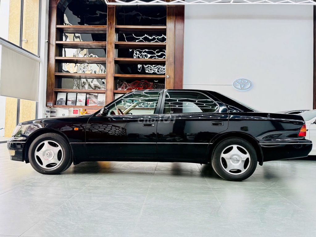Lexus LS 1998  - 100000 km. Mua bán Ô tô tại Quận 12 Tp Hồ Chí Minh được đăng bởi Xuân Trung hình 5