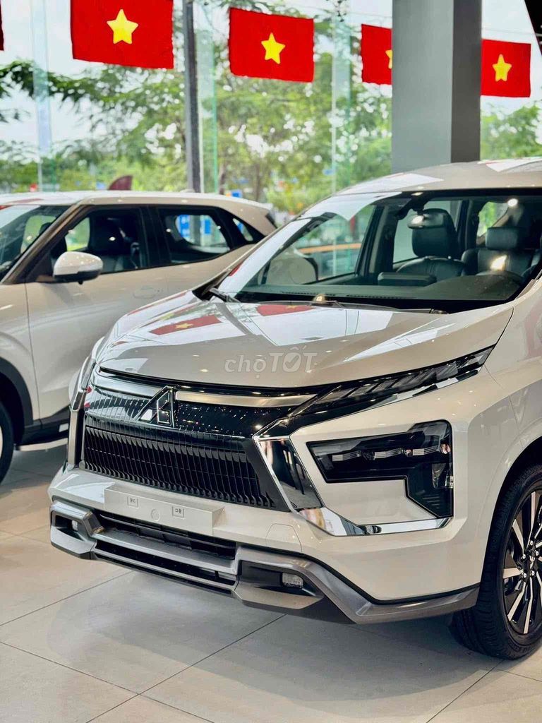 Xpander Premium Chỉ 130 nhận xe tháng 9tr. Mua bán Ô tô tại Quận 1 Tp Hồ Chí Minh được đăng bởi Nhi Mitsubishi Q1 hình 4