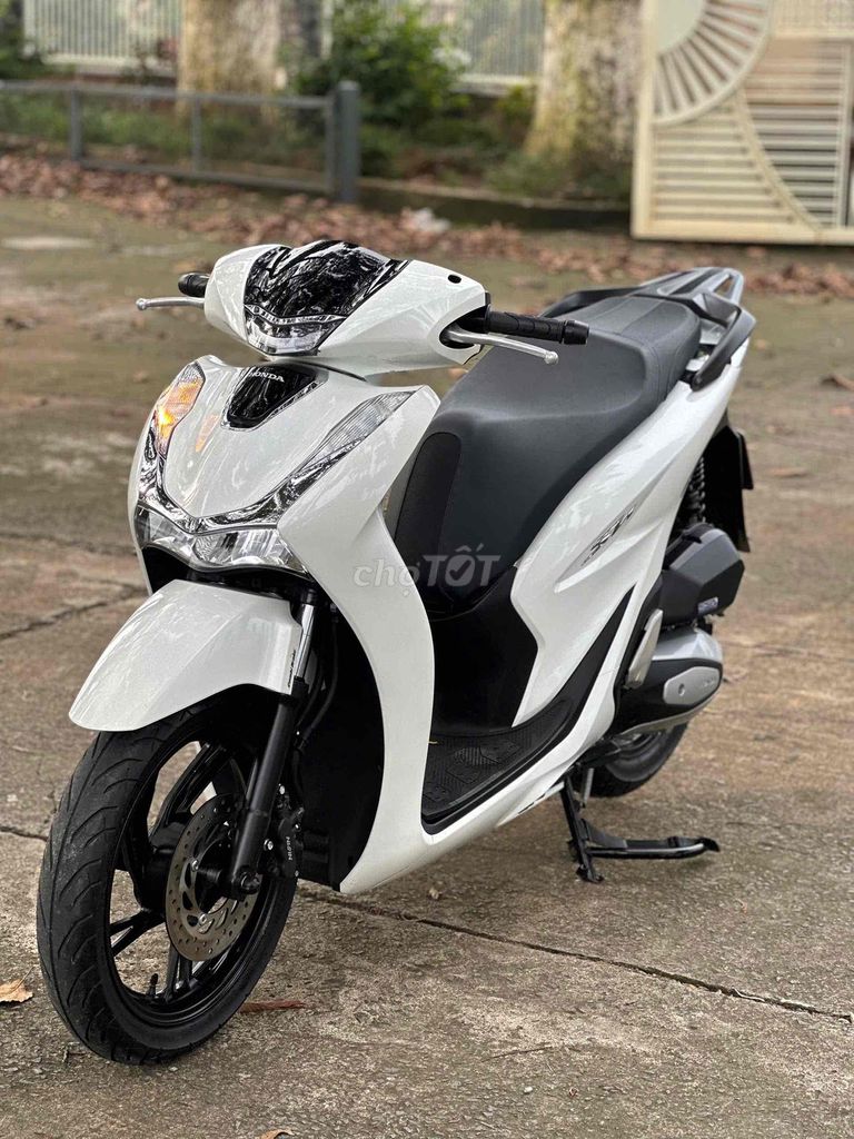 SH 125-2021 hỗ trợ góp. Mua bán Xe máy tại Huyện Trảng Bom Đồng Nai được đăng bởi Xe Máy Ngọc Hưng hình 2