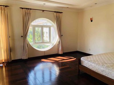 *** căn villa giá tốt nội khu Nguyễn Văn Hưởng 5pn hầm 3 tầng