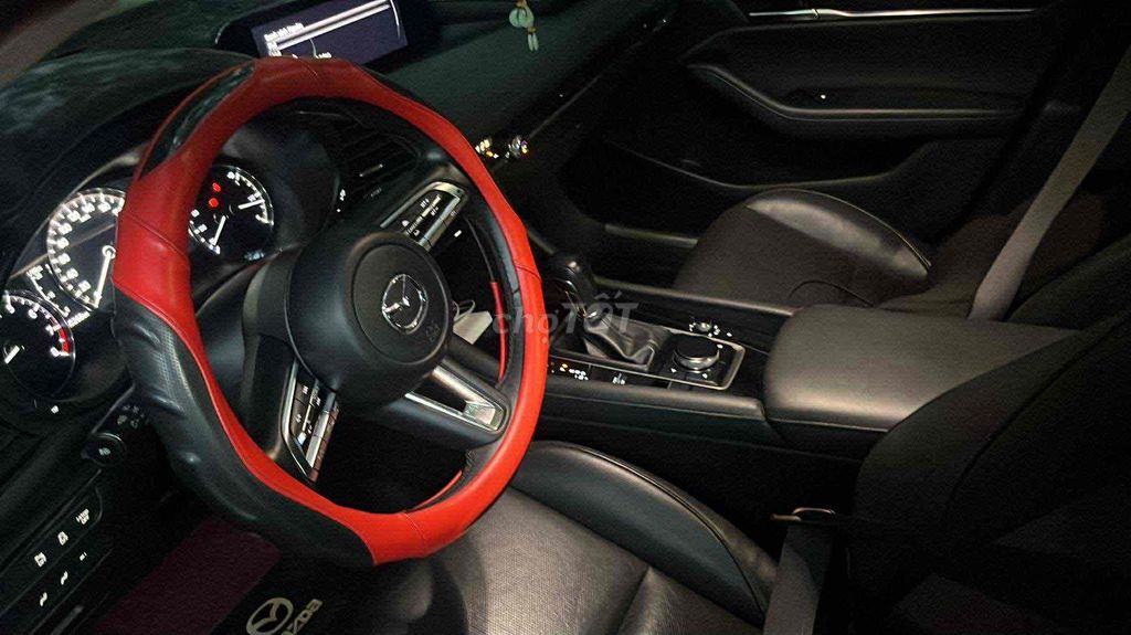 Mazda 3 2020 Sedan 1.5L Premium - 45000 km. Mua bán Ô tô tại Thành phố Buôn Ma Thuột Đắk Lắk được đăng bởi Nguyễn Xuân Vinh hình 1