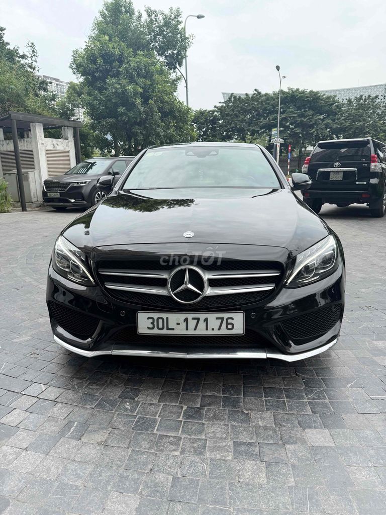 Chính chủ cần bán mer c300. Mua bán Ô tô tại Quận Tây Hồ Hà Nội được đăng bởi Tuyết hình 1