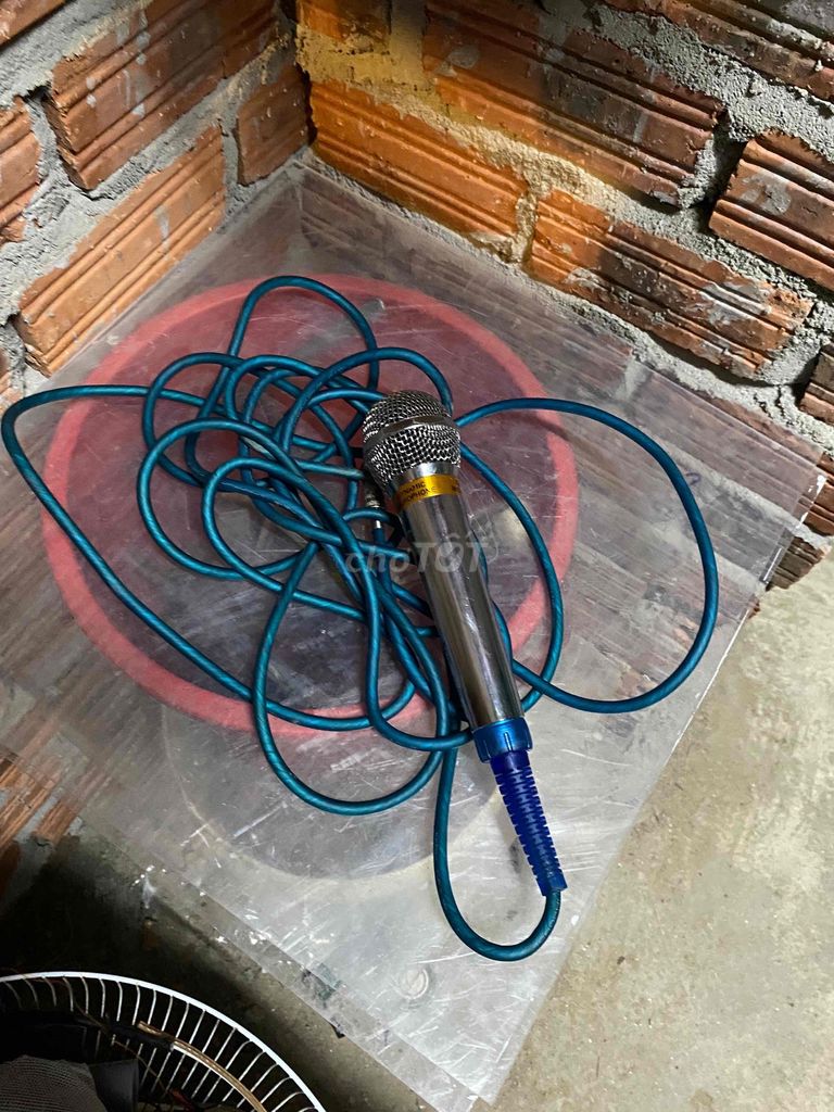 Micro có dây Bạc Xanh Tốt. Mua bán Tivi, Âm thanh tại Quận Liên Chiểu Đà Nẵng được đăng bởi Ngọc Dung Nguyễn hình 1