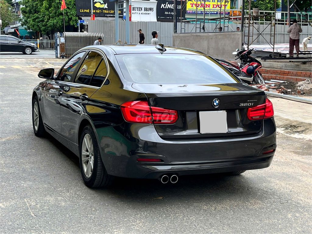 BMW 320i 2016 XE GIA ĐÌNH 1 CHỦ TỪ ĐẦU MUA MỚI ĐẸP. Mua bán Ô tô tại Thành phố Thủ Đức Tp Hồ Chí Minh được đăng bởi Hiếu hình 7