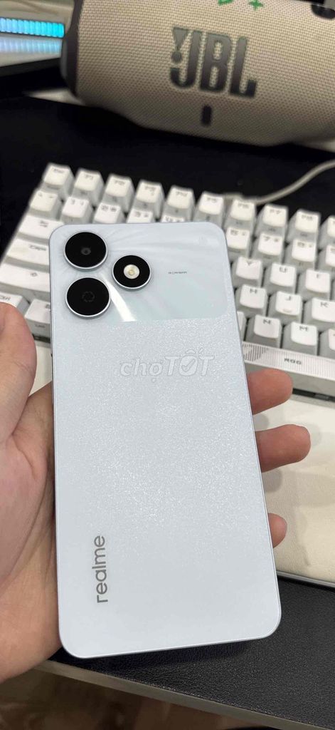 Realme Note 80 Trắng 6300 mAh 99%. Mua bán Điện thoại tại Quận Tây Hồ Hà Nội được đăng bởi Tiến Đạt hình 1