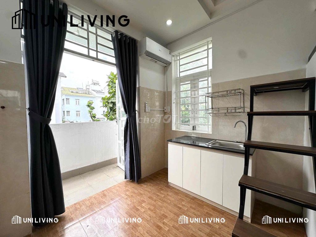 BAN CÔNG - FULL NỘI THẤT - NGAY VLU3