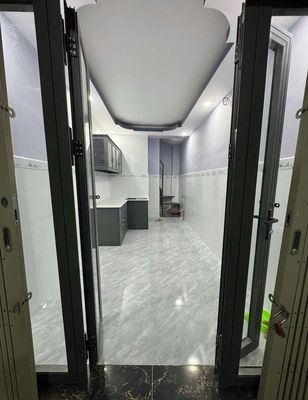 Аренда · 1 комн. · 18 м² · Quận 7, ул. Đường Huỳnh Tấn Phát