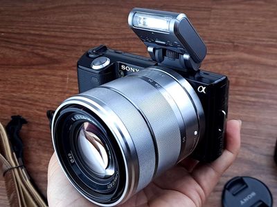 Sony Nex 5 đen + Lens