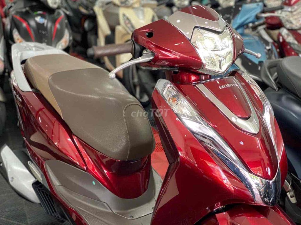 Honda Lead 4val 2022, документы владельца, разумная цена