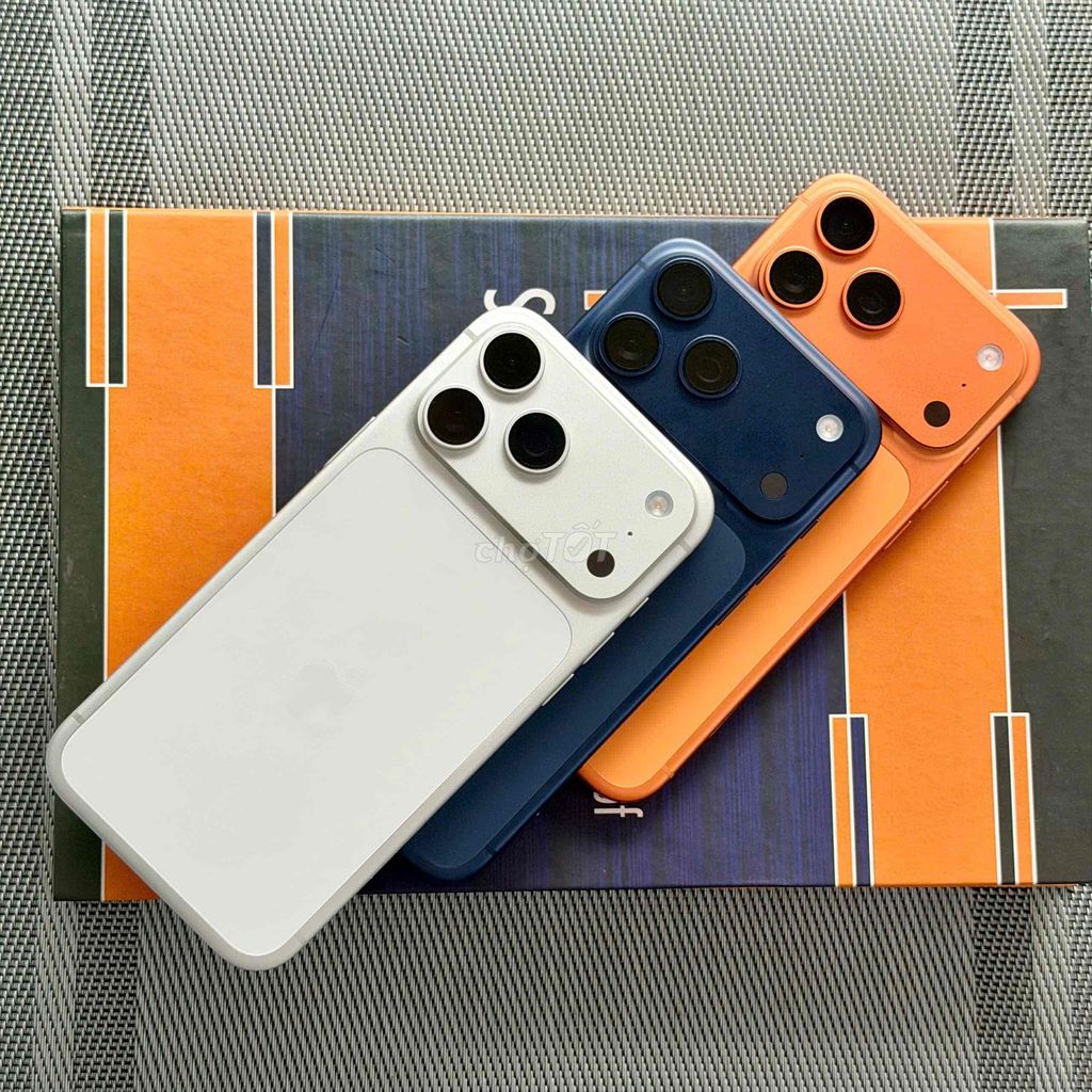 iPhone 17 Pro Max Lock 256GB. Mua bán Điện thoại tại Quận Thanh Khê Đà Nẵng được đăng bởi Gophone hình 1