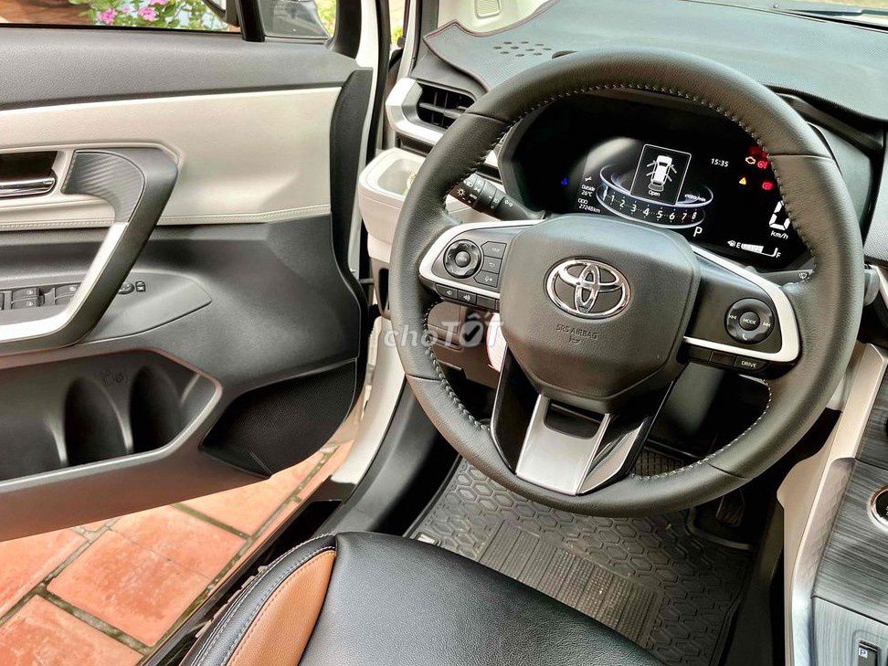 Toyota Veloz Cross 1.5 Tiêu Chuẩn – 2023. Mua bán Ô tô tại Huyện Hóc Môn Tp Hồ Chí Minh được đăng bởi Sao Mai Home Oto hình 3
