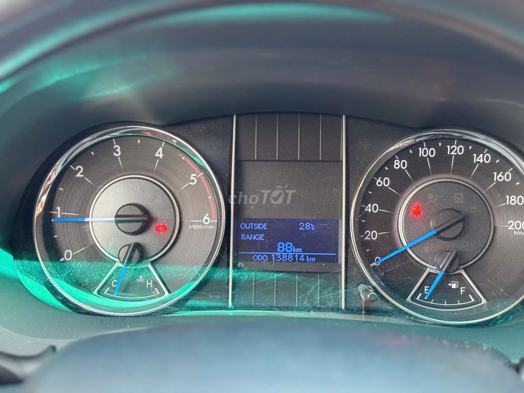 Toyota Fortuner 2018 MT màu nâu 130000 km -689tr. Mua bán Ô tô tại Thành phố Dĩ An Bình Dương được đăng bởi Siêu Thị Ô Tô Bình Dương  hình 17