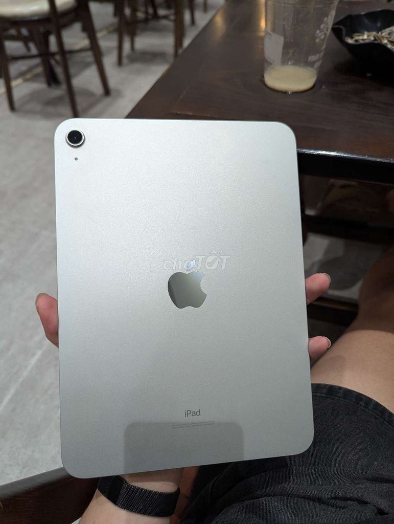 Apple iPad Gen 10 64GB Bạc. Mua bán Máy tính bảng tại Quận Cầu Giấy Hà Nội được đăng bởi Phan Bang Dung hình 1