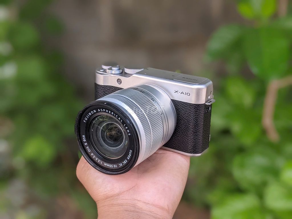 [Máy ảnh KTS] Fujifilm XA10 Bạc kèm lens kit. Mua bán Máy ảnh, Máy quay tại Quận 6 Tp Hồ Chí Minh được đăng bởi may anh KTS hình 1