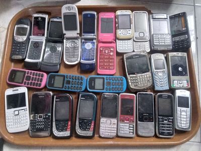 Điện thoại Nokia huyền thoại. Mua bán Điện thoại tại Quận Tân Phú Tp Hồ Chí Minh được đăng bởi Tiệm Sách Cũ Hoàng Lộc