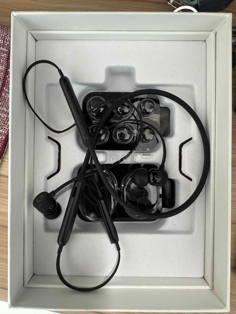 Tai nghe thể thao Beats by Dre Đen Hư pin. Mua bán Tivi, Âm thanh tại Quận Tân Phú Tp Hồ Chí Minh được đăng bởi Nguyen Chi Cuong hình 1