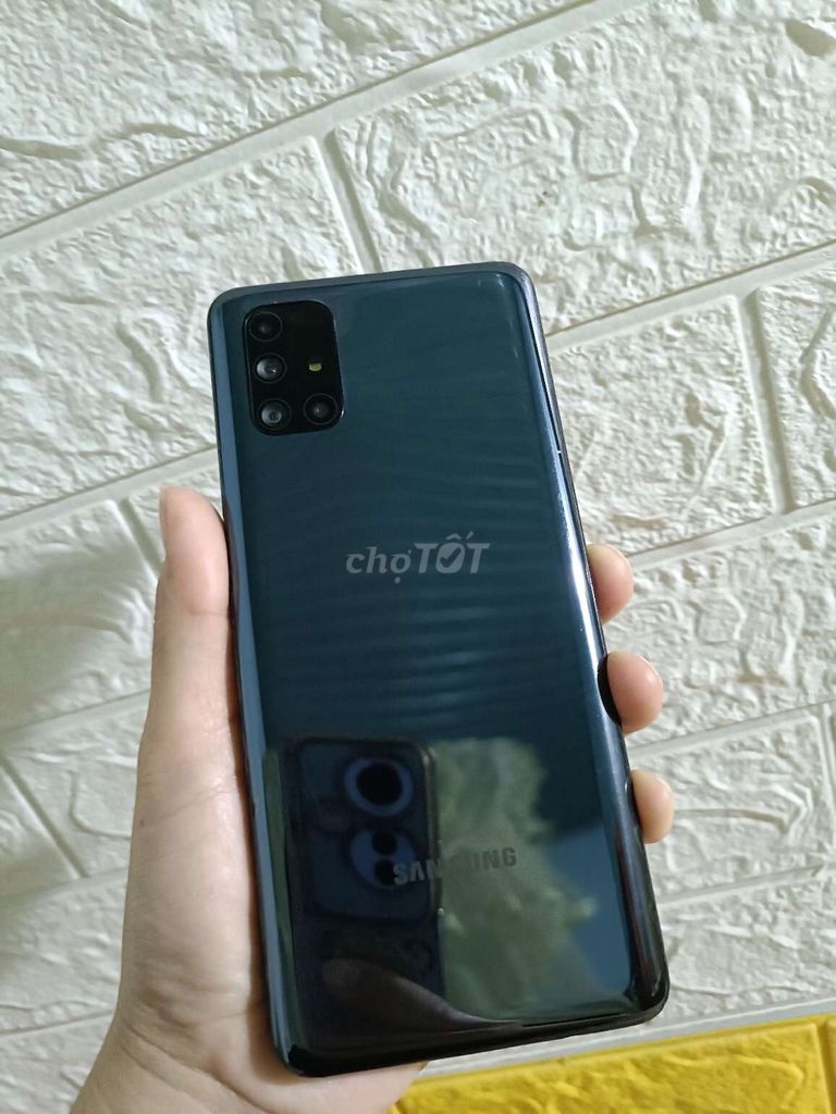 Samsung Galaxy m51 128GB Đen 2 SIM. Mua bán Điện thoại tại Thành phố Buôn Ma Thuột Đắk Lắk được đăng bởi Cẩm Nhung hình 1