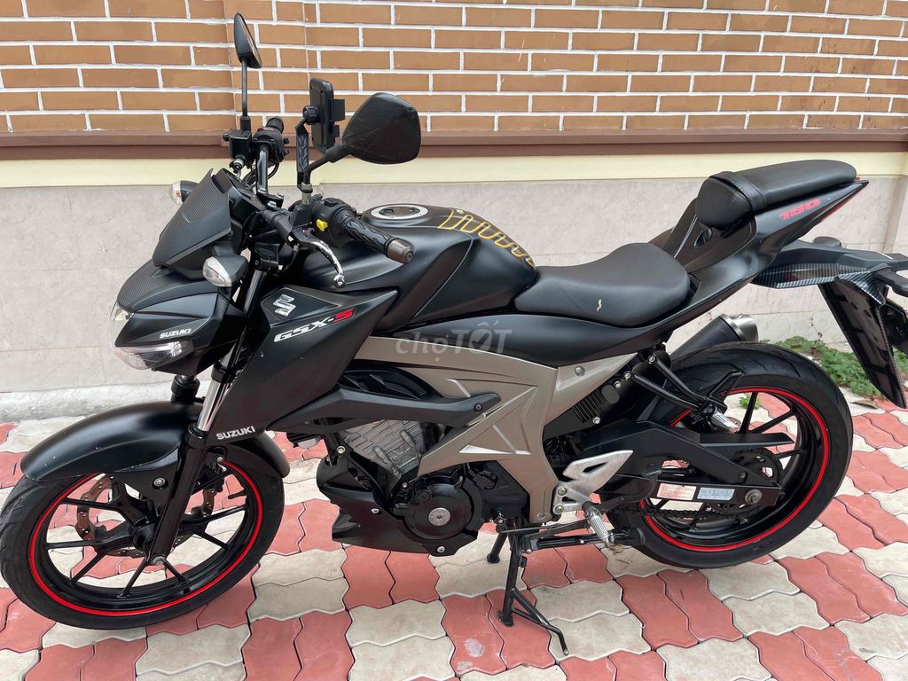 Suzuki GSX150 2019 Черный Спортивный мотоцикл