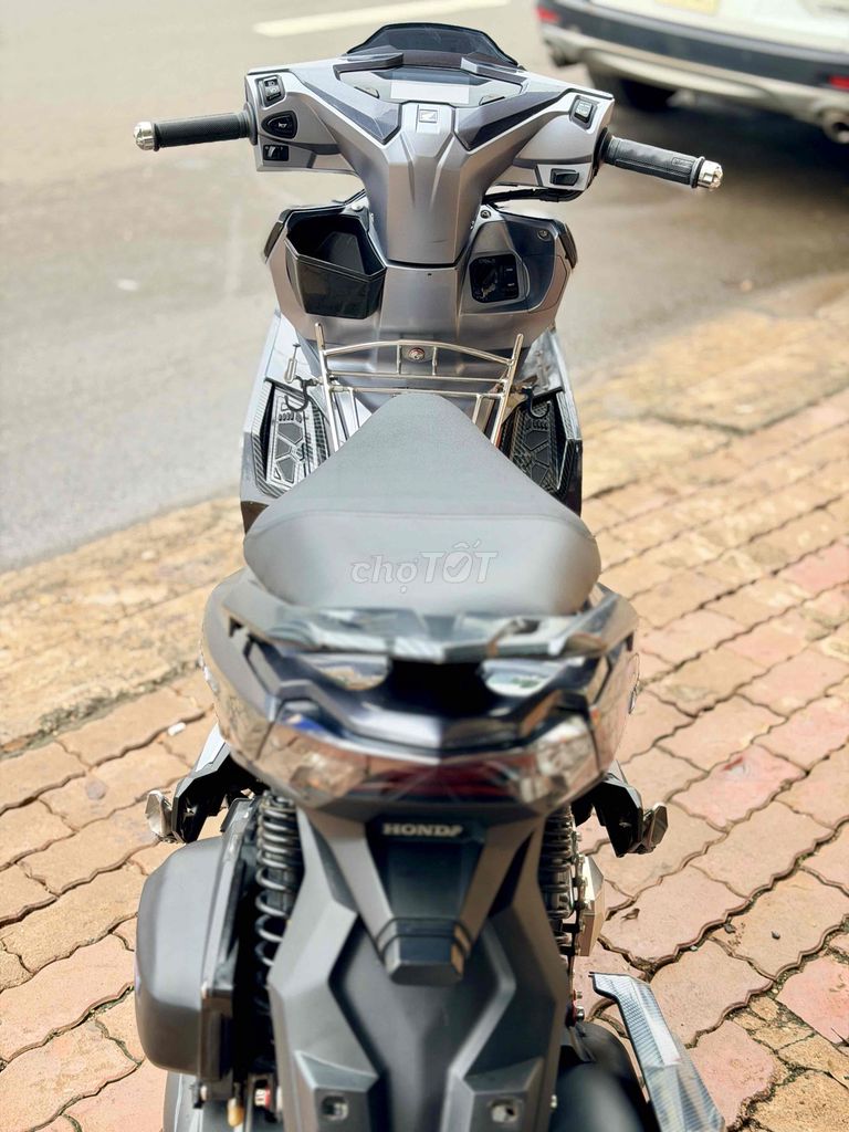 AB 150cc 2022 PHANH ABS XE ĐẸP KENG 🛵. Mua bán Xe máy tại Thành phố Buôn Ma Thuột Đắk Lắk được đăng bởi CẦM ĐỒ TUẤN ĐẠT hình 9