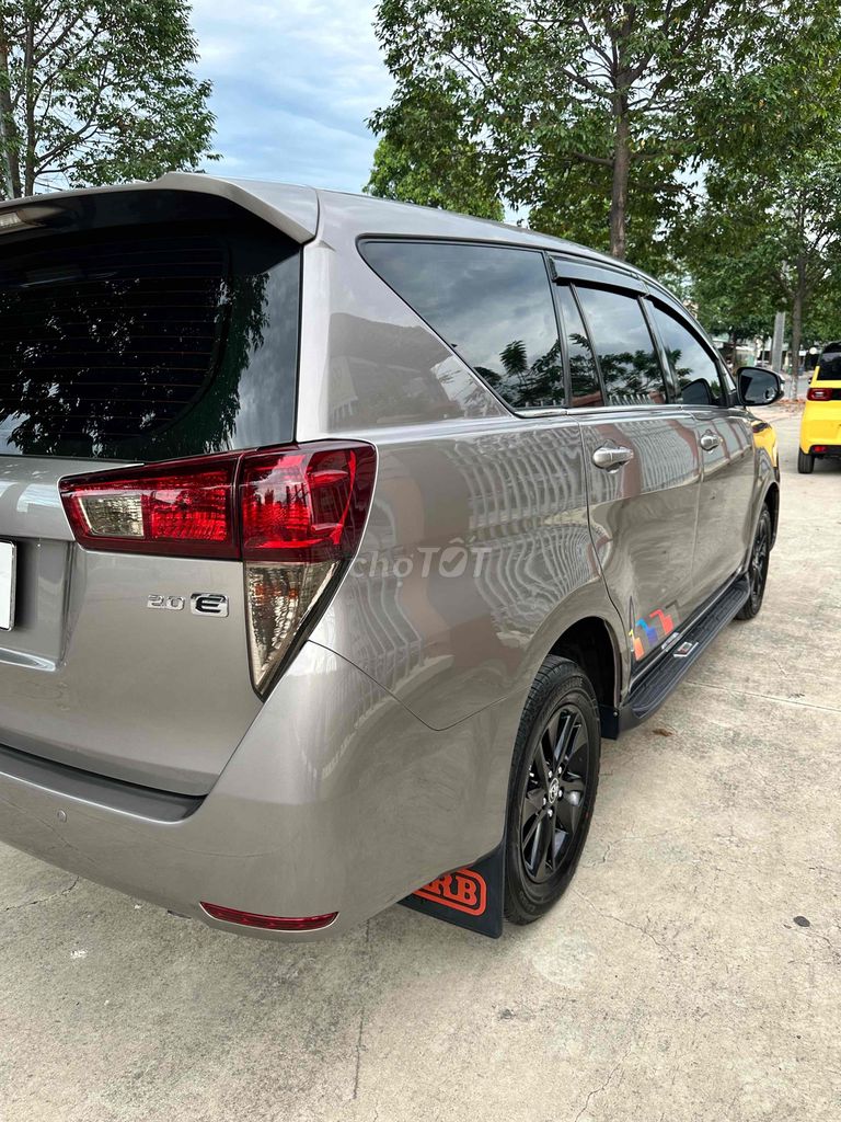 Innova 12/2018 -7 tui khi mẫu 19 xe nhà sieu moi