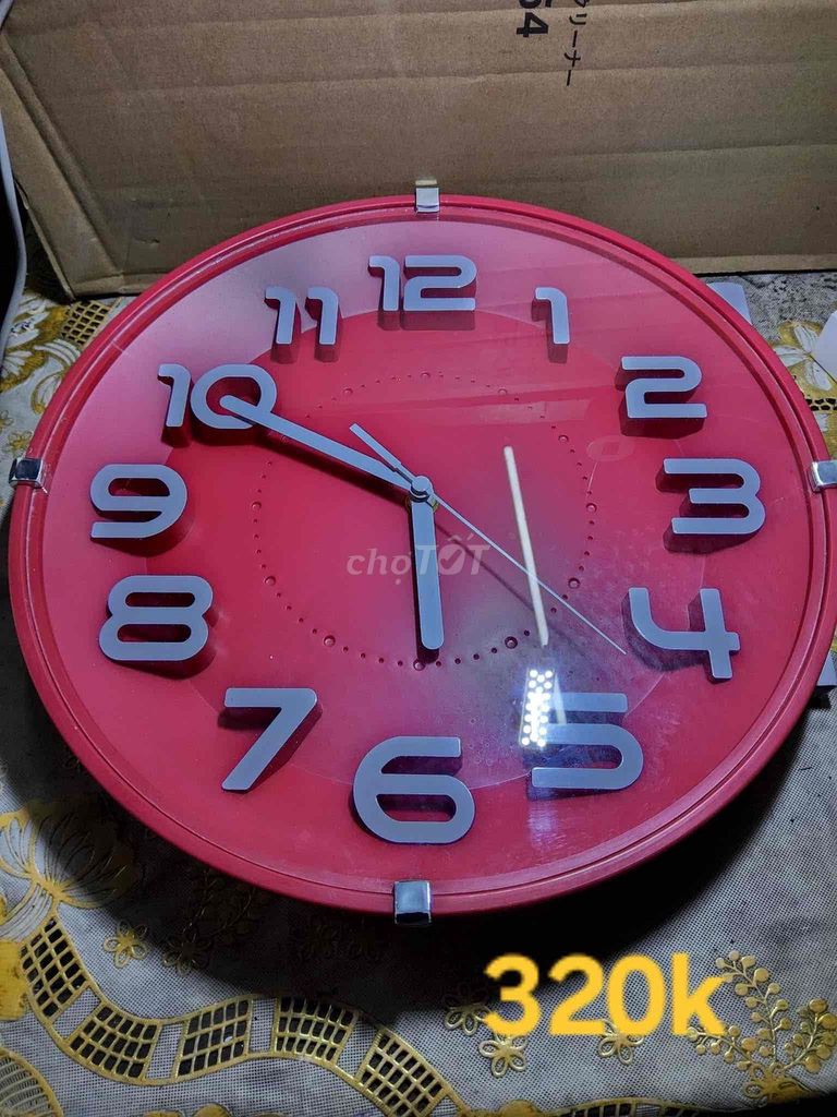 Đồng hồ treo tường Nhựa Đỏ. Mua bán Nội thất, đồ gia dụng khác tại Thành phố Long Xuyên An Giang được đăng bởi nguyen  hình 1