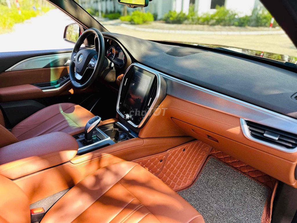 VinFast Lux SA2.0 Premium 2.0 AT sản xuất 2021. Mua bán Ô tô tại Quận Hà Đông Hà Nội được đăng bởi A Huan  hình 9