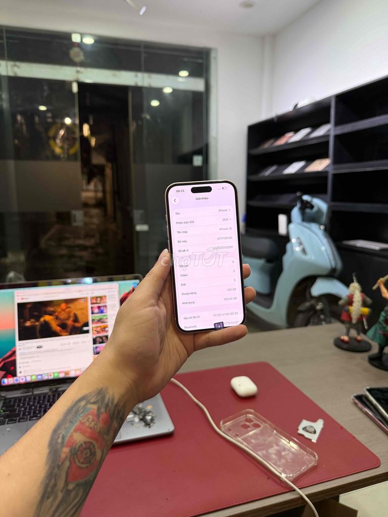 Apple iPhone 15 QTE 128GB 99% Zin All Nguyên Bản. Mua bán Điện thoại tại Quận Đống Đa Hà Nội được đăng bởi Hà Nội Mobile Bao Duyệt Nợ Xấu hình 1