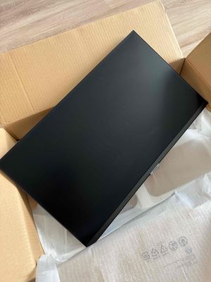 Màn hình Samsung Viewfinity S8 27 inch 4K. Mua bán Phụ kiện (Màn hình, Chuột...) tại Quận Ngũ Hành Sơn Đà Nẵng được đăng bởi Hung