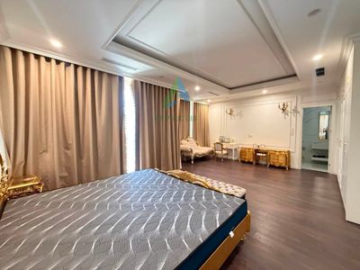 Аренда · 8 комн. · 700 м² · Quận Sơn Trà, ул. Đường Hoàng Sa