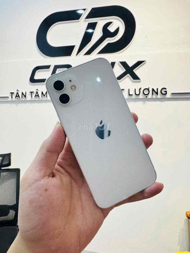 Apple iPhone 12 64GB QUỐC TẾ Trắng Đã sử dụng. Mua bán Điện thoại tại Quận Tân Phú Tp Hồ Chí Minh được đăng bởi Chu Du Bán Táo hình 1