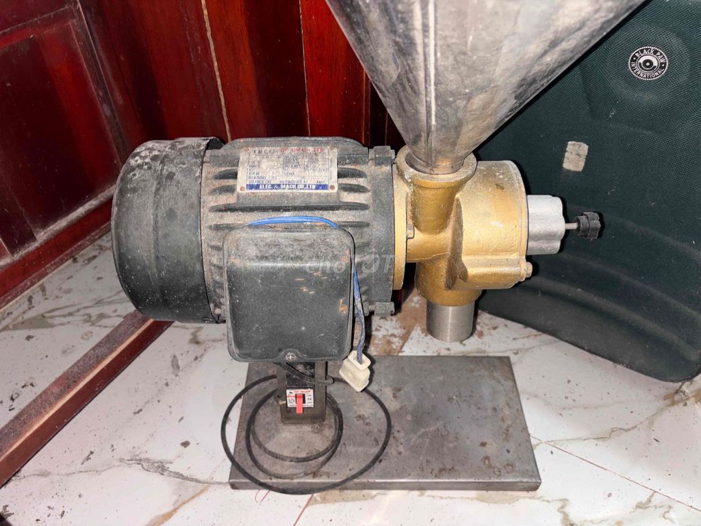 Máy xay cà phê. Mua bán Bếp, lò, đồ điện nhà bếp tại Quận Ninh Kiều Cần Thơ được đăng bởi Hùng hình 1