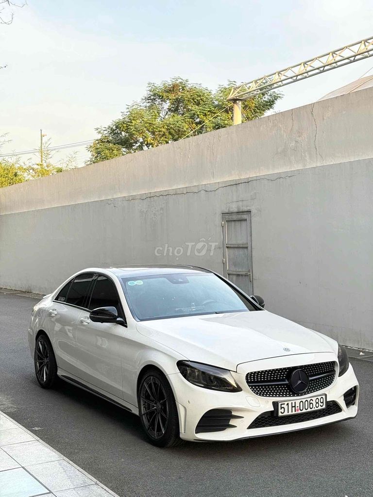 Mercedes Benz C Class 2019 C 300 AMG - 125000 km. Mua bán Ô tô tại Thành phố Thủ Đức Tp Hồ Chí Minh được đăng bởi Huy Hoàng hình 3