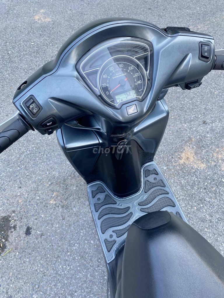 Honda Vision sport 2022!! cá tính chạy lướt. Mua bán Xe máy tại Quận Hoàng Mai Hà Nội được đăng bởi Xe Máy Quân Oanh  hình 5