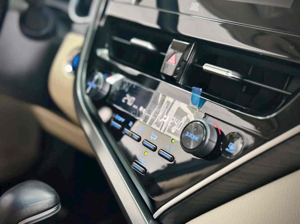 Ford Ranger Wildtrak 2024 Siêu đẹp. Mua bán Ô tô tại Thành phố Thủ Đức Tp Hồ Chí Minh được đăng bởi Nguyen Trung hình 17