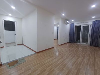 bán căn 2 phòng ngủ nhà mới lầu thấp view trực diện công viên