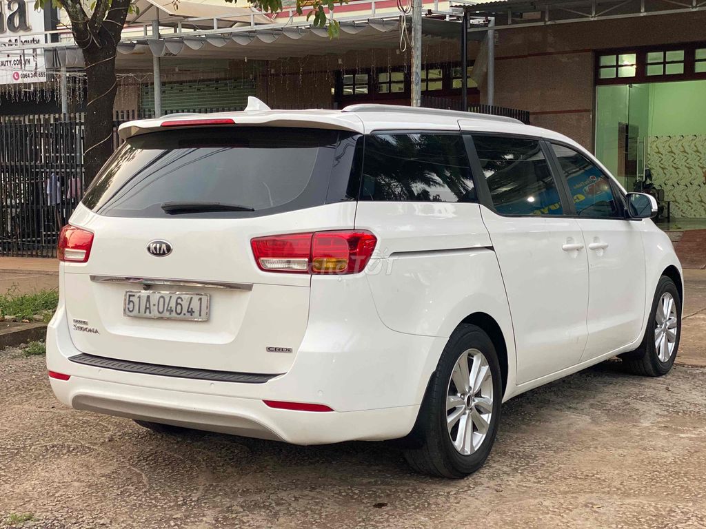 Kia Sedona 2016 2.2 Dầu Trắng. Mua bán Ô tô tại Thành phố Long Khánh Đồng Nai được đăng bởi Mr hiếu hình 5